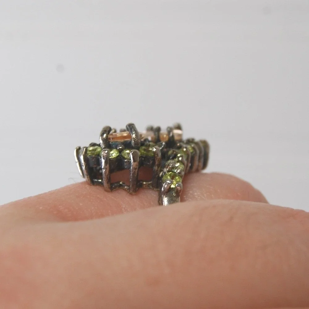 Vintage Sterling Silver Ring Size‎ 7 3/4 Peridot & Citrine stone 5.5 grams